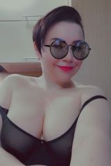 Миниатюра Индивидуалка Олечка Зеленая роща Фотография 