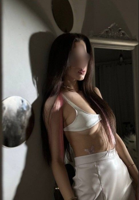 Индивидуалка Эля ТРК Семья Фотография 